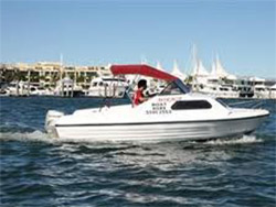 Skippered Speed Boat Hire Gold Coast